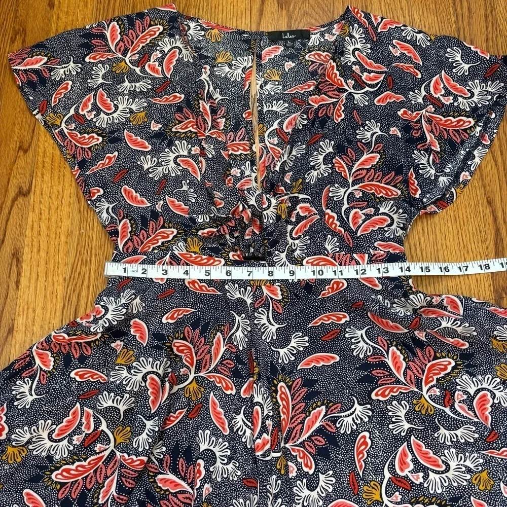 Lulus Dondi Boho Beach Navy White leaf Print V-Neck lagenlook Whimsical Romper L